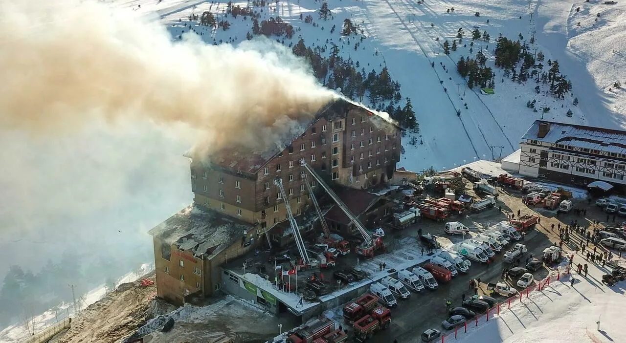 Tragedia in Turchia: Incendio in hotel causa 66 morti