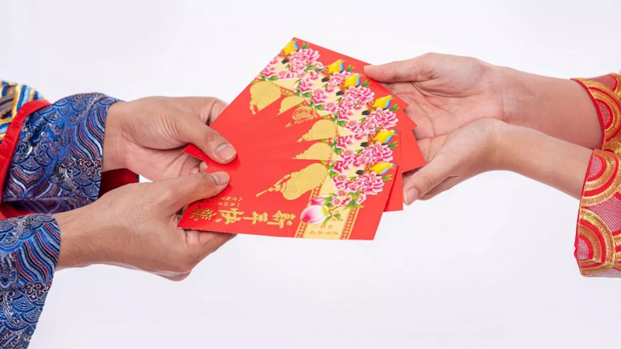 Singaporeans Debate the Significance of Brand New Money for Chinese New Year