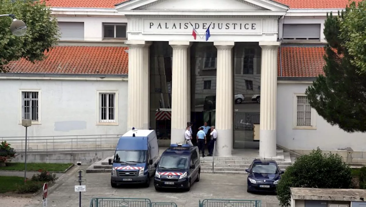 Coup de colère sur le parking de l’hôpital de Saint-Gaudens : contrarié, il s’en prend aux voitures