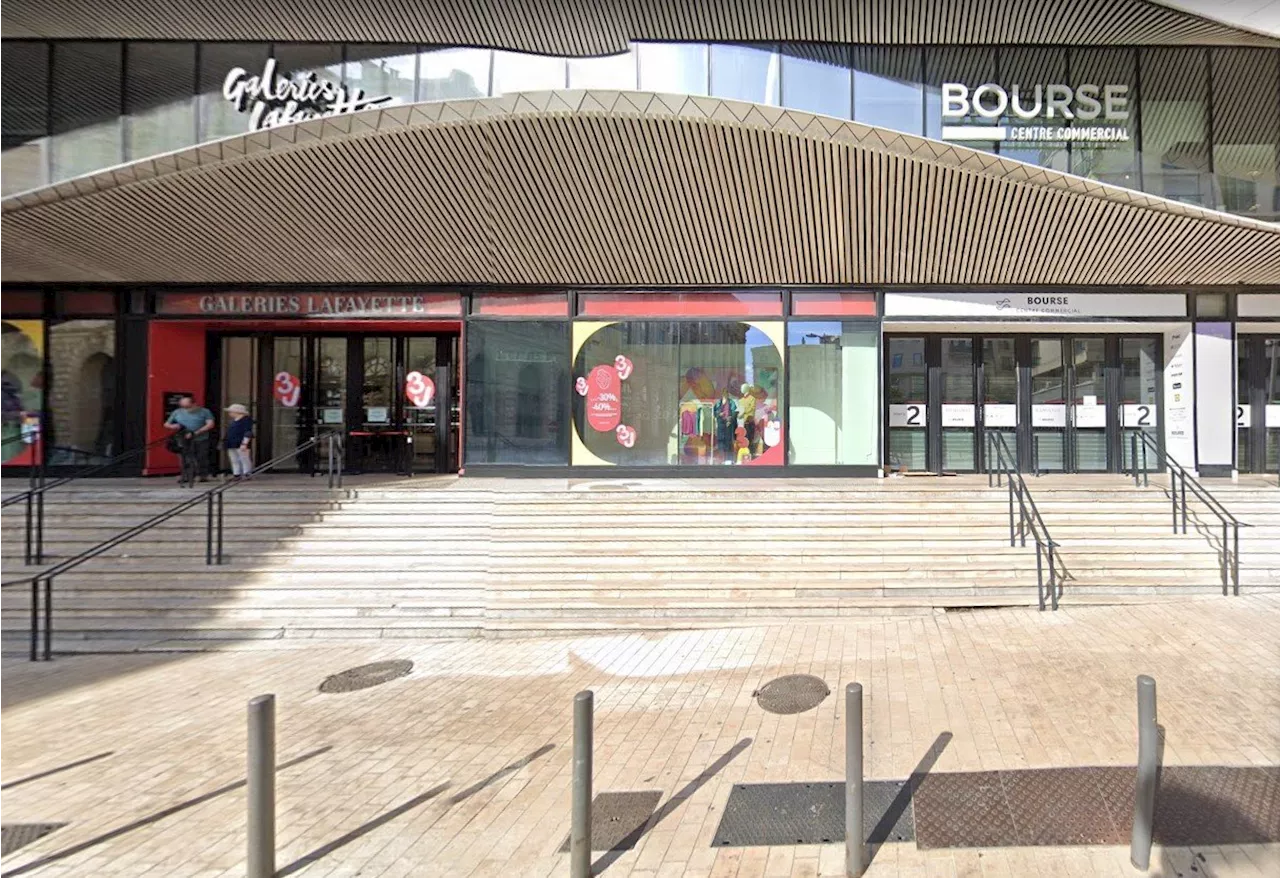 Galeries Lafayette Ferme Ses Magasins à Marseille