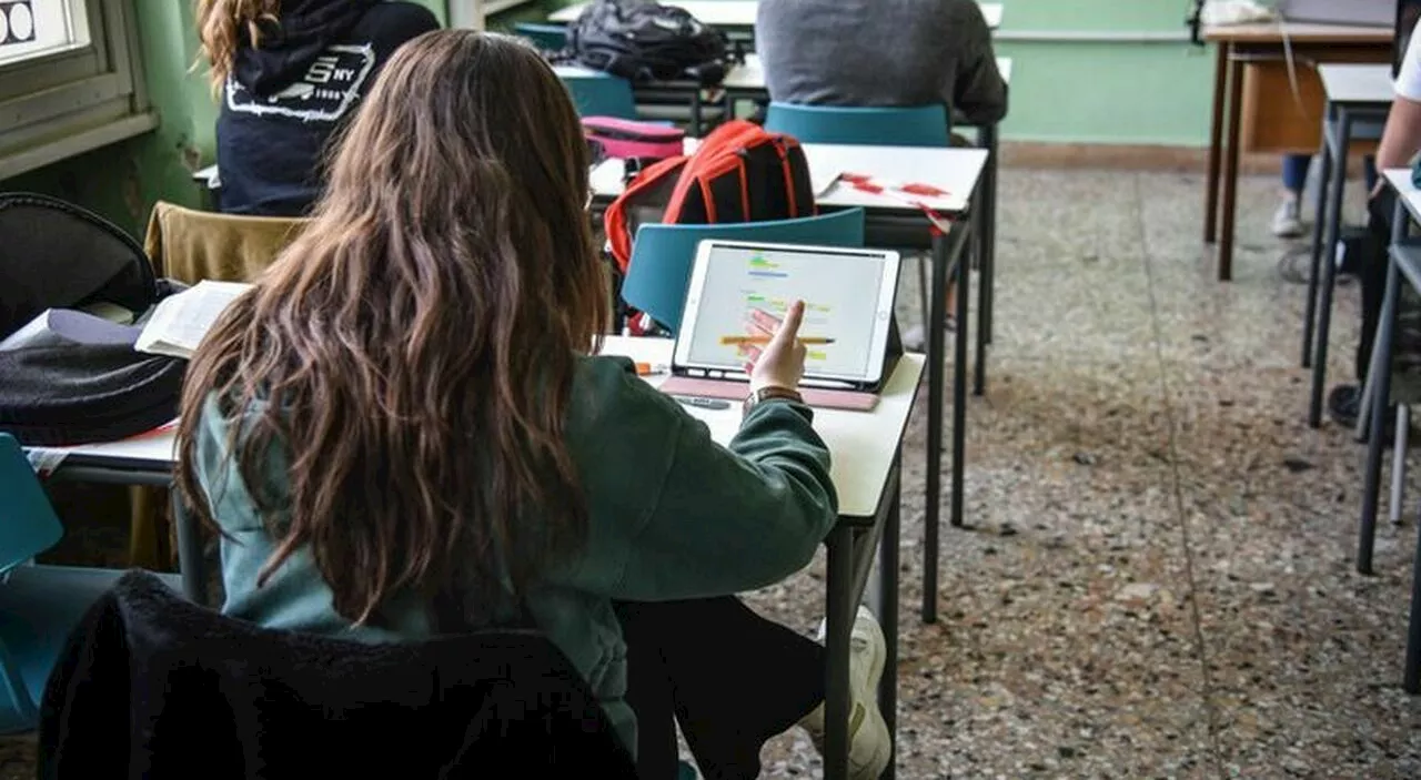 Tredicenne Spara a Salve in Classe a Roma