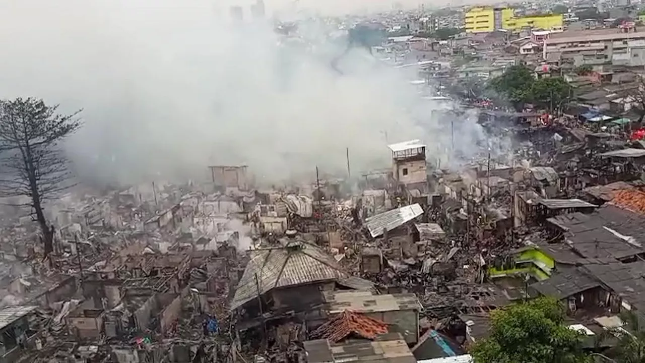 Kebakaran Pedas Landa Jalan Kemayoran Gempol, 543 Bangunan Hangus