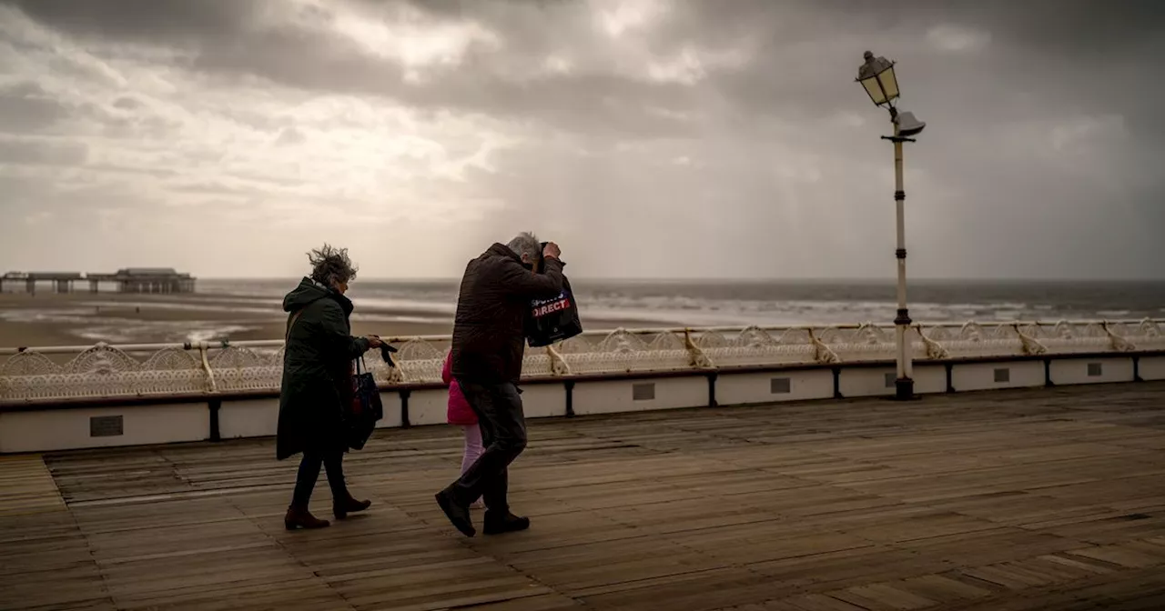 Storm Éowyn to Bring 80mph Winds and Heavy Rain to UK