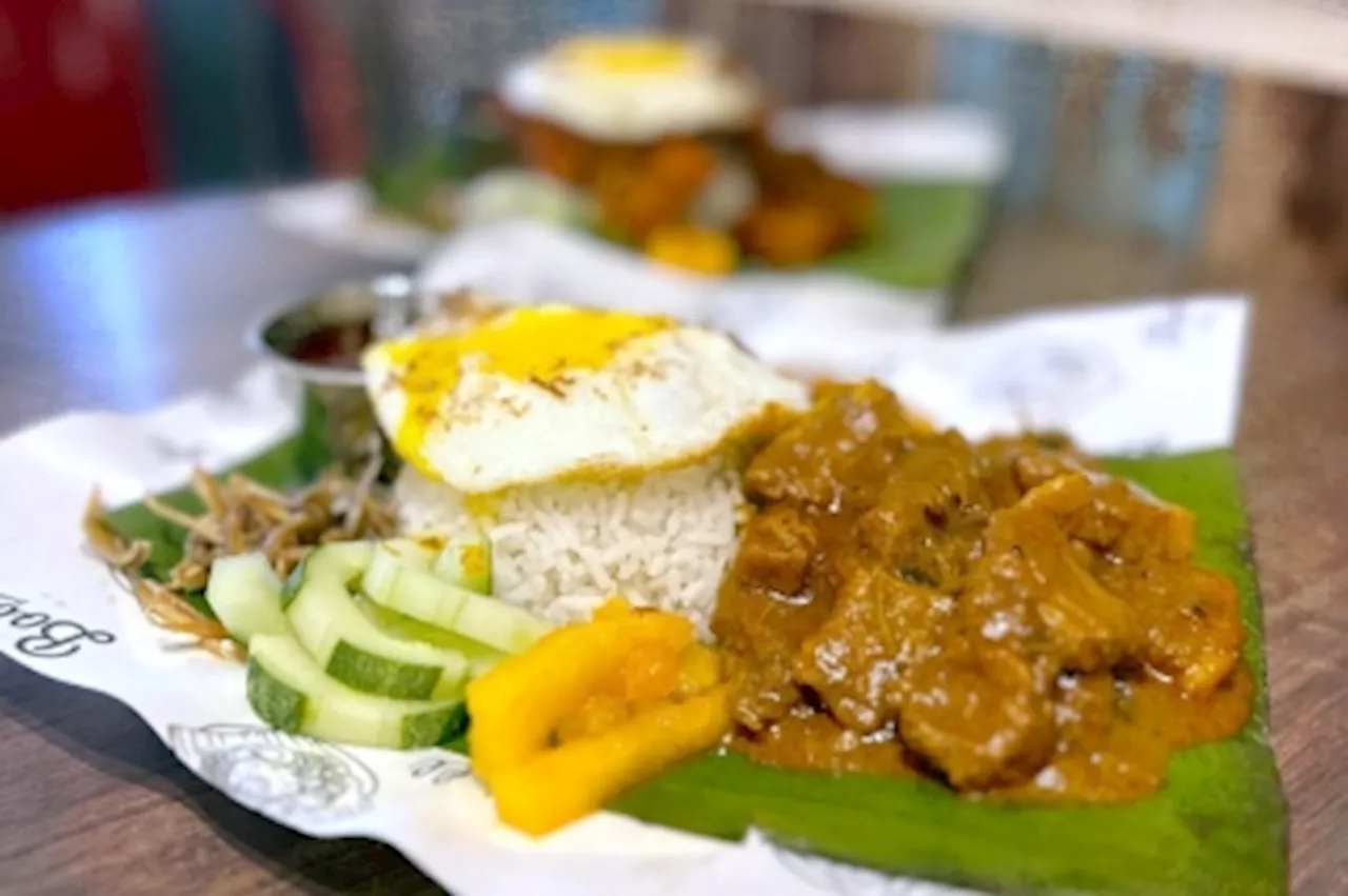 From ‘ayam berempah’ to pork curry, Bookafe in Balakong has your ‘nasi lemak’ cravings covered