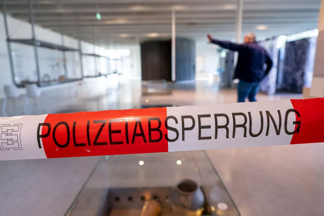 Vier Männer wegen Goldschatz-Diebstahl aus Kelten-Museum vor Gericht