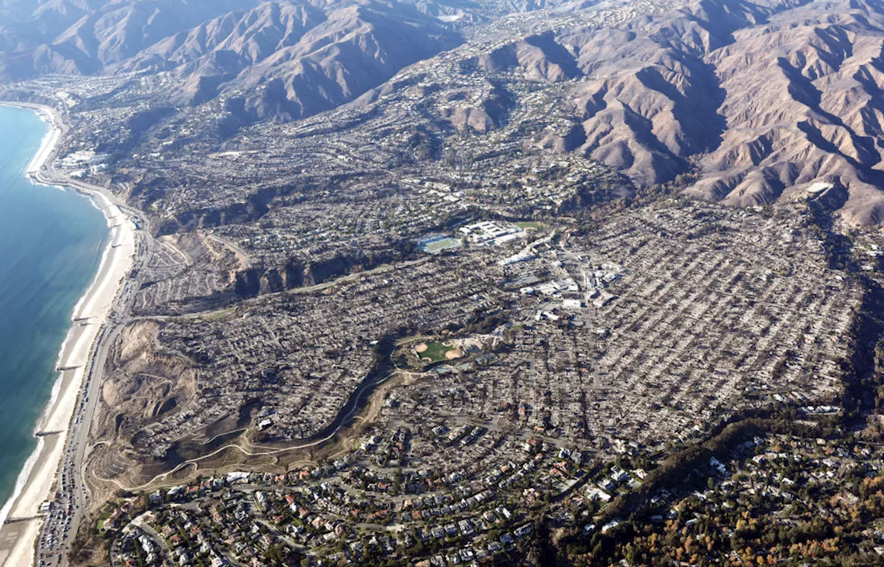 LA County Burn Zones Brace for Mud Slides and Debris Flows During Wet Season