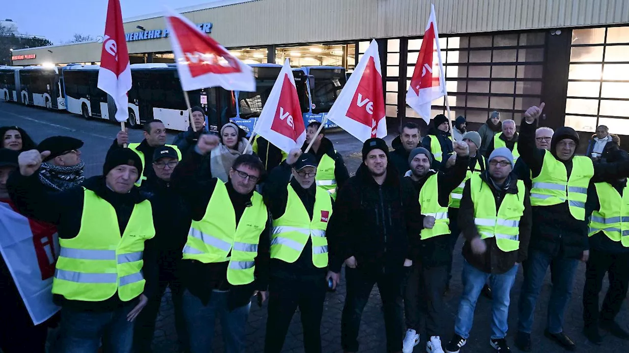 Baden-Württemberg: Verdi: Warnstreiks bei Busunternehmen beginnen