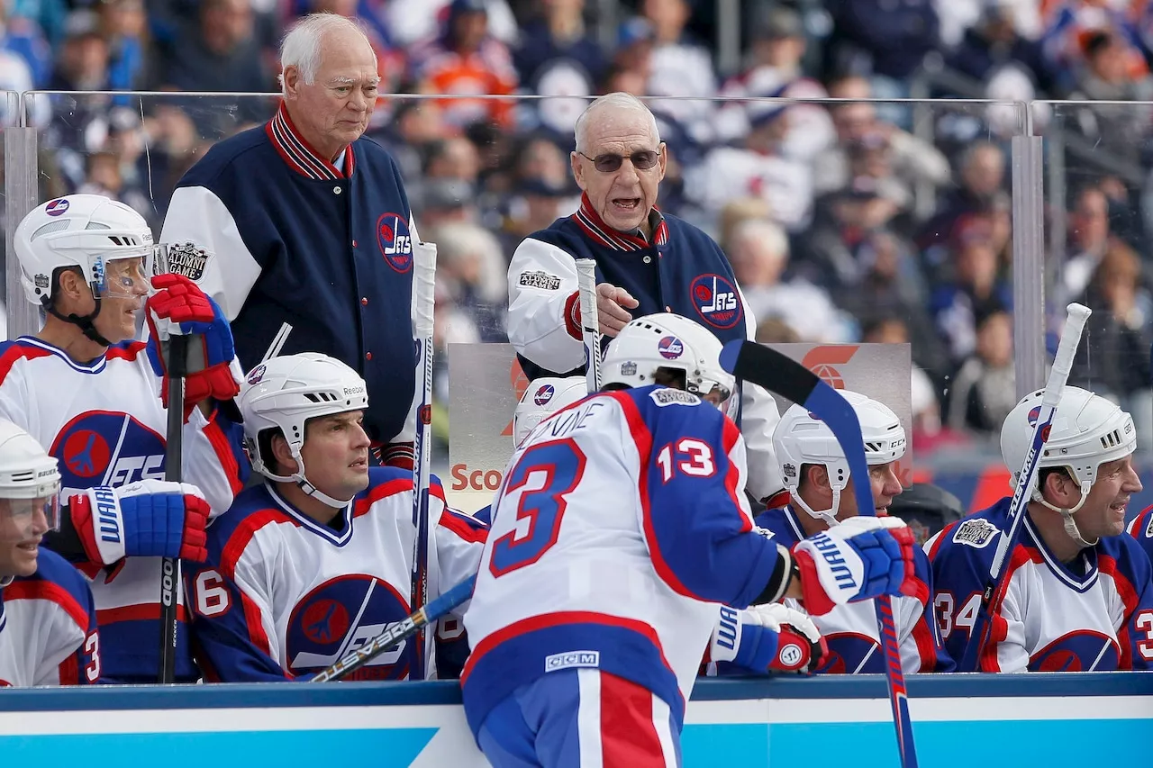 Tom McVie, Hockey Coach and Bruins Ambassador, Dies at 89