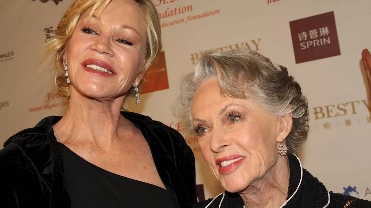 Tochter Melanie Griffith gratuliert: »Die Vögel«-Schauspielerin Tippi Hedren ist 95