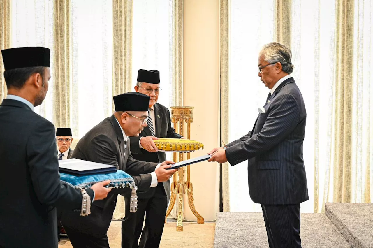 Pahang Sultan Urges State Government to Prioritize People's Needs and Sustainability