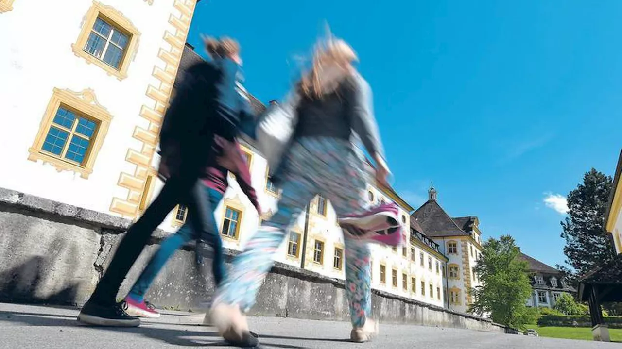 Zahl der öffentlichen Schulen sinkt: Anteil der Privatschulen in Deutschland steigt auf zwölf Prozent