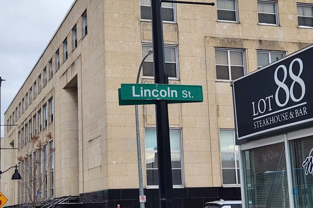 Thunder Bay's Lingering Mystery: Why Two Lincoln Streets Persist