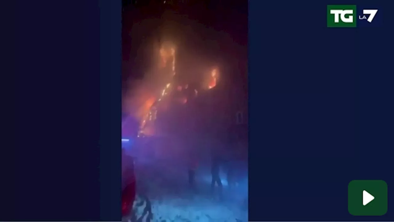 Grande Incendio in Resort Sciistico in Turchia: Decine di Vittime