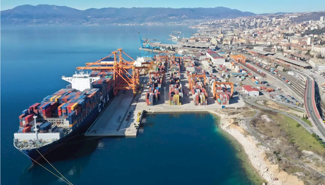 Adriatic Gate Container Terminal welcomes Bora Med