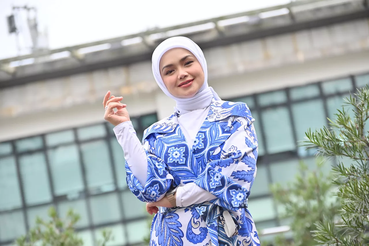 Siti Nurhaliza Awaits Peace in Gaza to Visit School