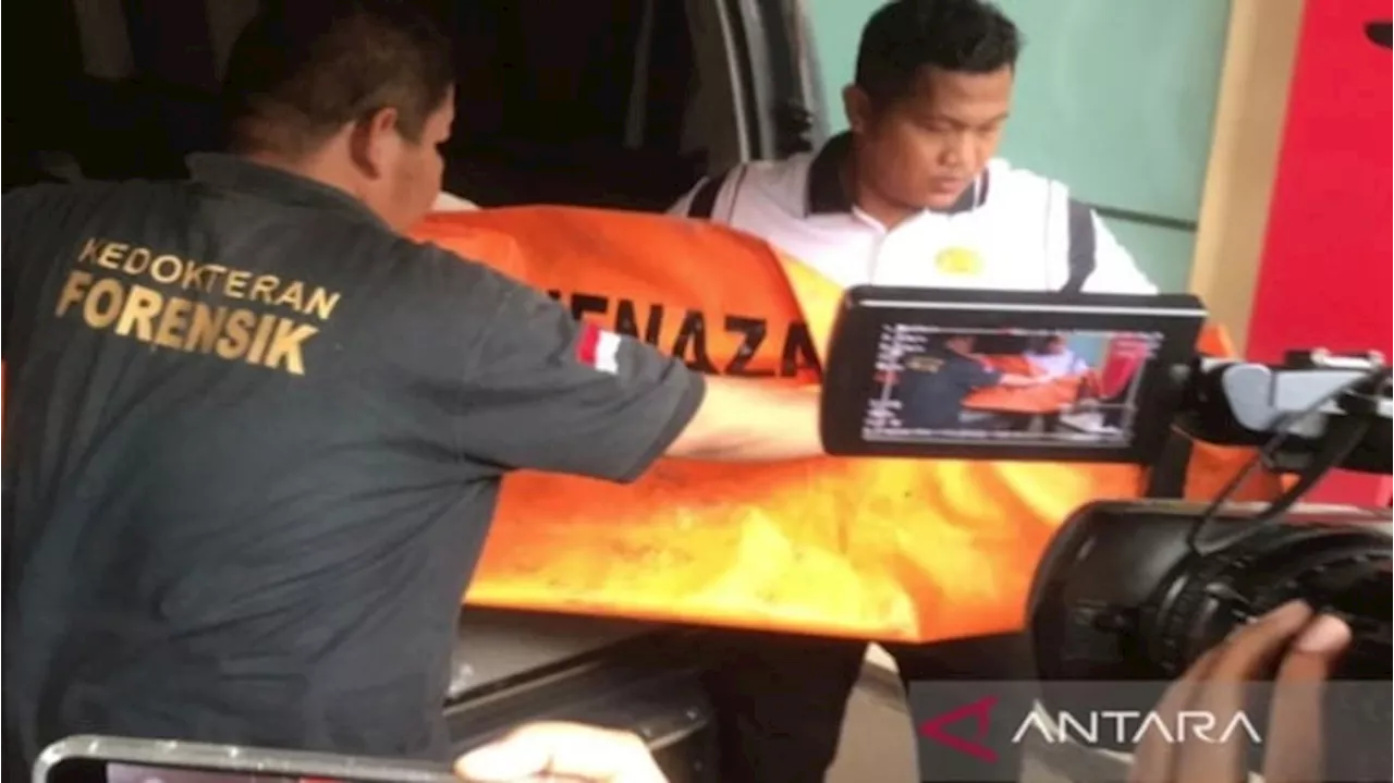 Satu Lagi Kantong Jenazah Korban Kebakaran Glodok Plaza Tiba di RS Polri