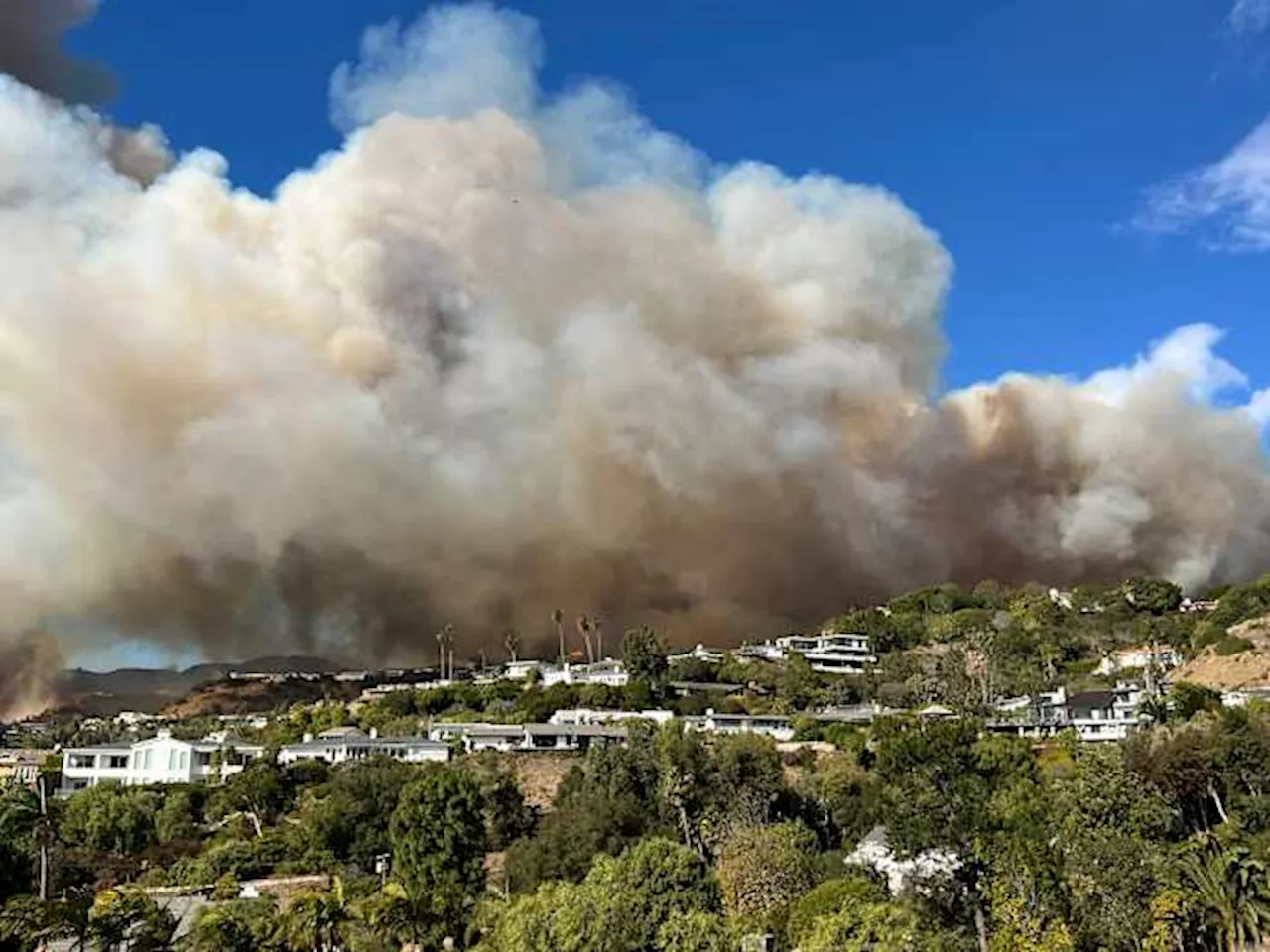 Fire crews in Southern California quickly extinguish brush fires amid extreme fire weather