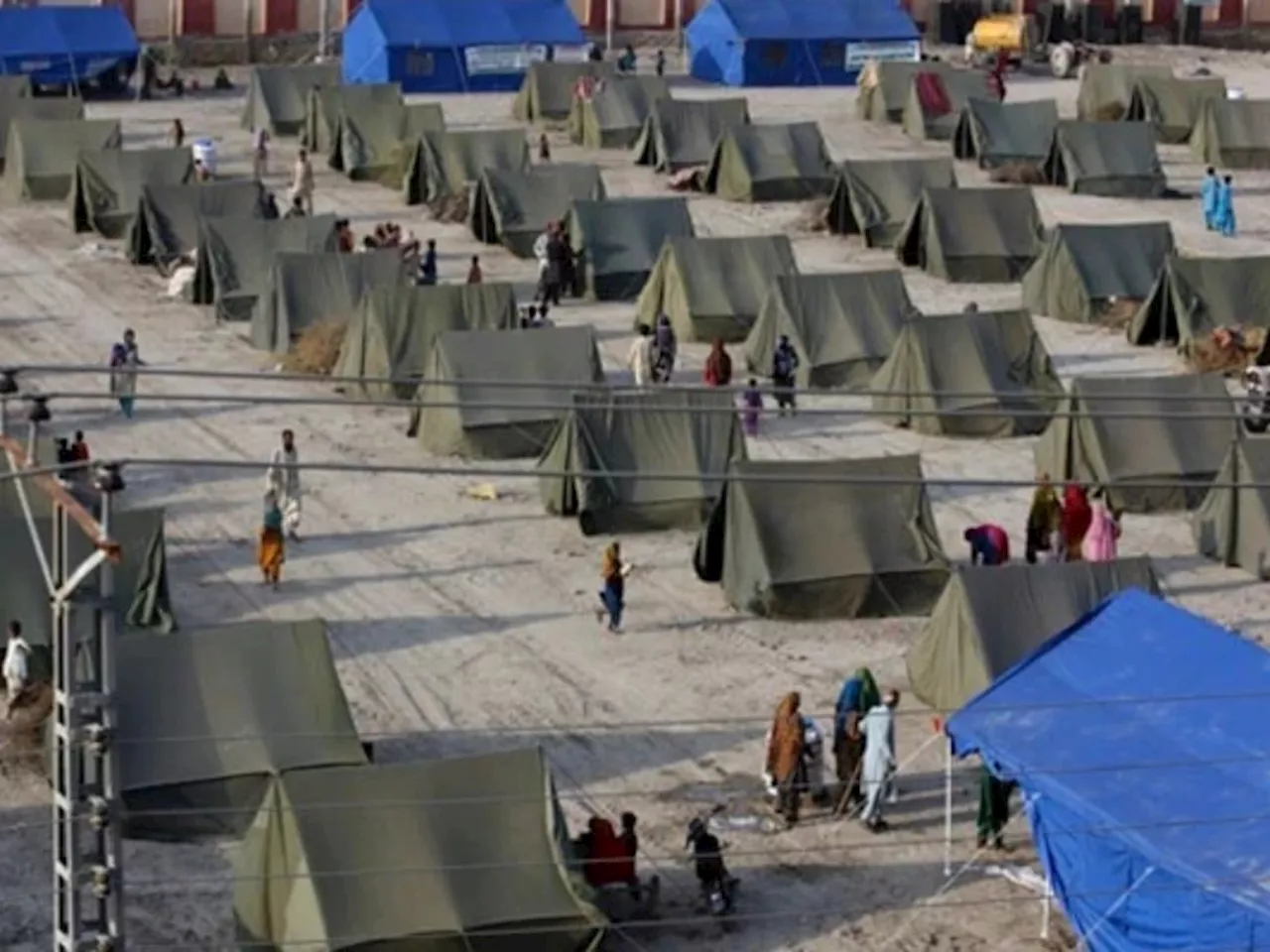 Govt sets up camps in Hangu for Kurram displaced people