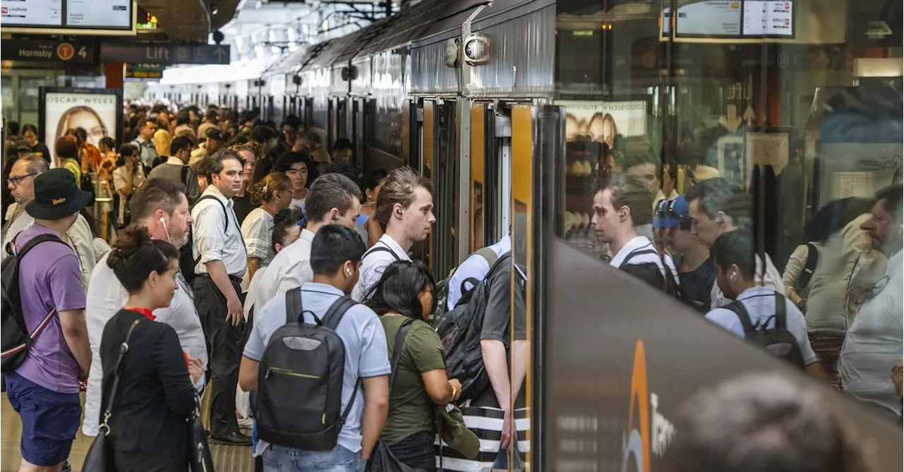 Relief for Sydney commuters as rail unions withdraw industrial action against NSW government