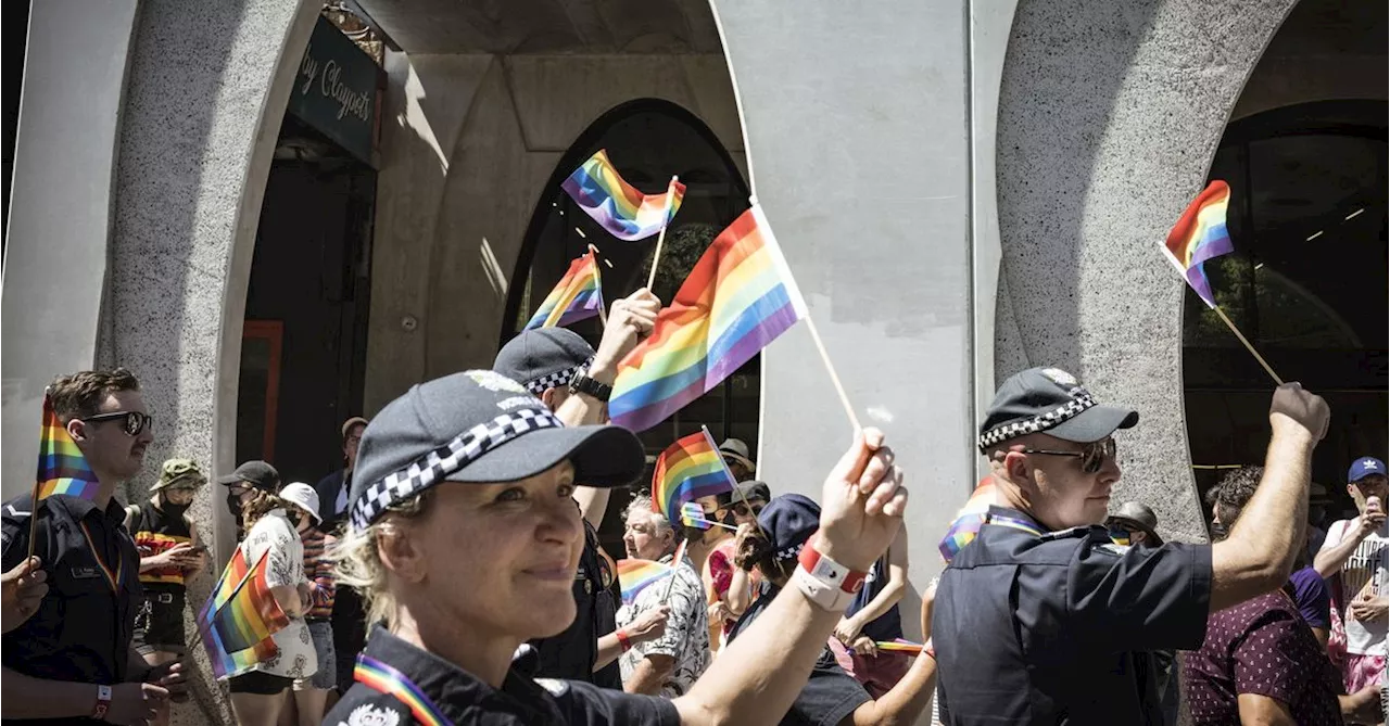 Victoria Police withdraws from Midsumma Pride March over parade uniform ban