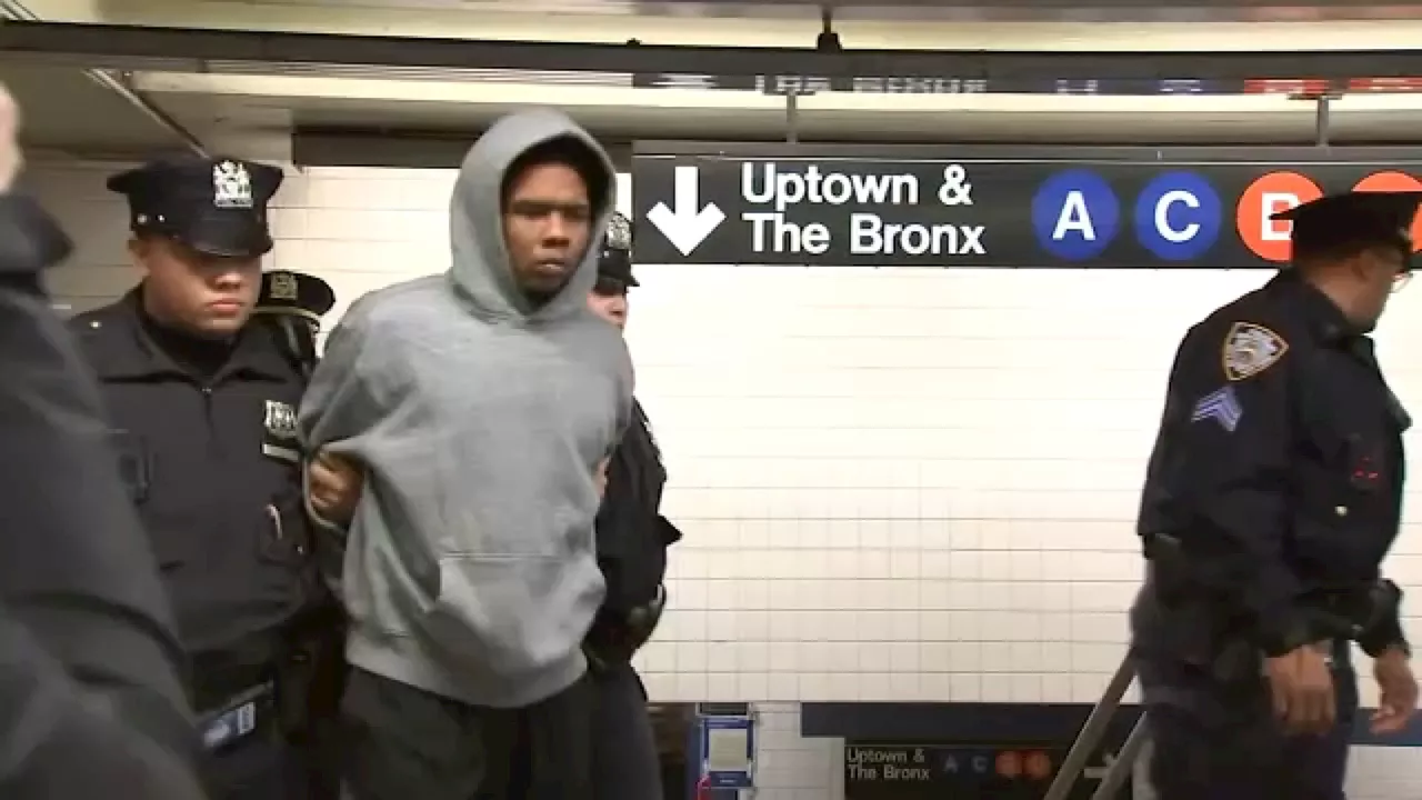 Man Indicted for Shoving Victim Onto Subway Tracks