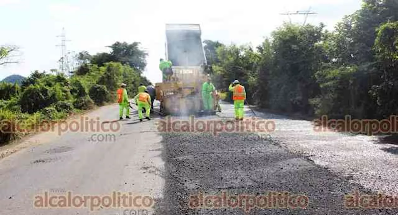 Por fin se ponen a bachear carreteras del norte de Veracruz