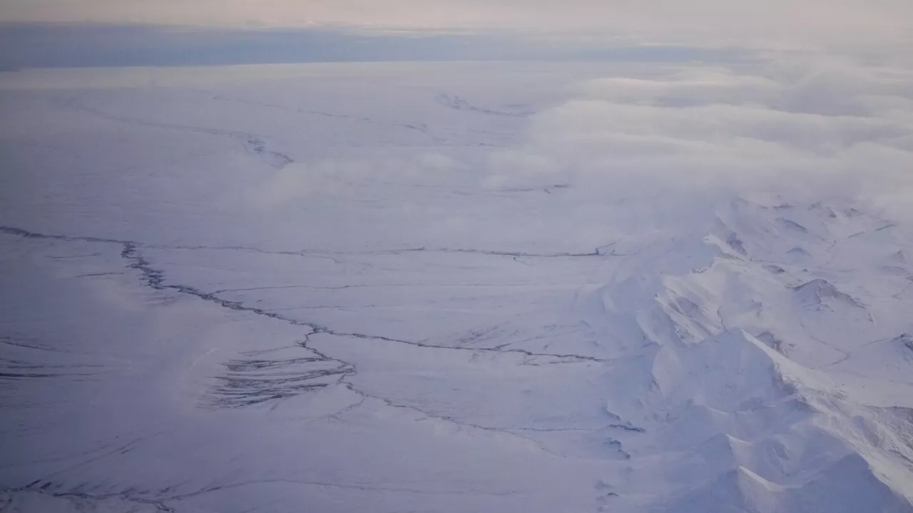 Trump apunta a los recursos petroleros de Alaska mientras los ecologistas se preparan para pelear