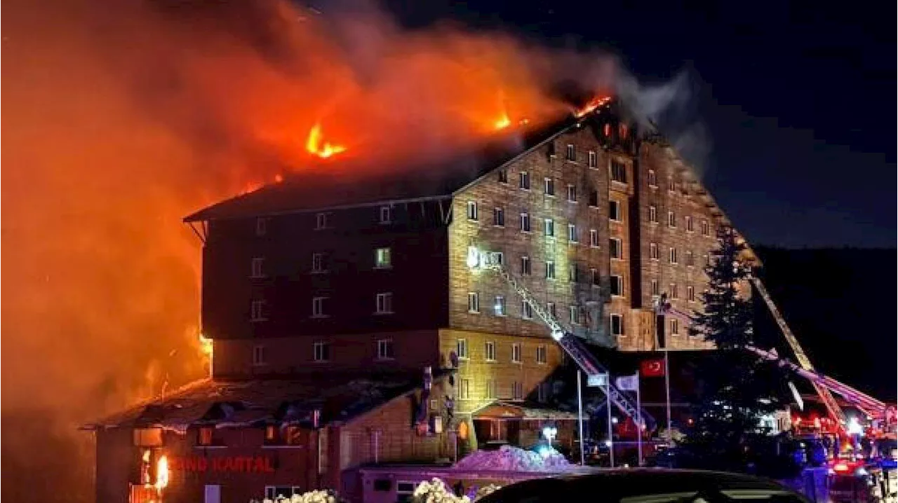 Feuer im türkischen Skiresort Kartalkaya