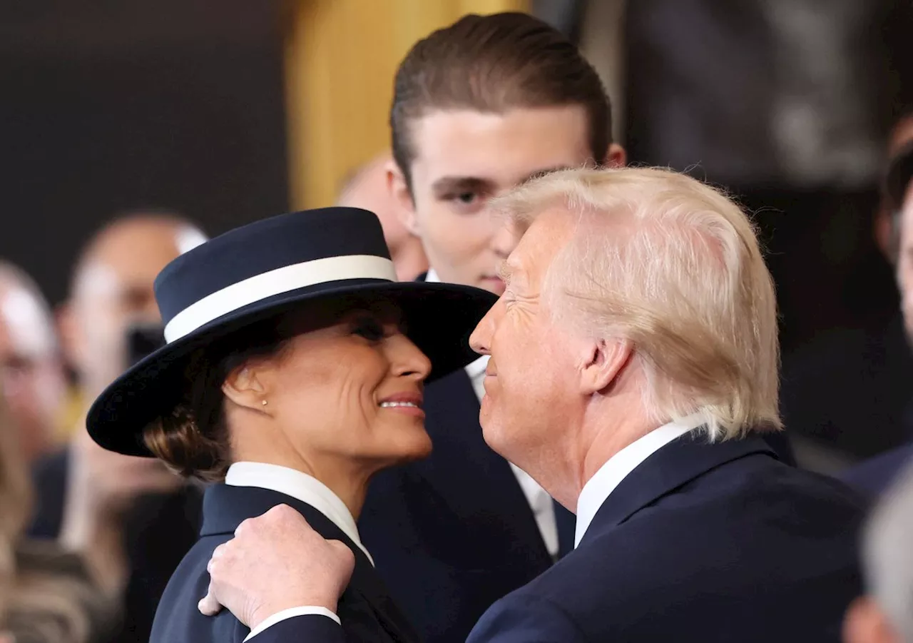 Investiture de Donald Trump : le chapeau de Melania ? Une arme pour éviter les bisous du président