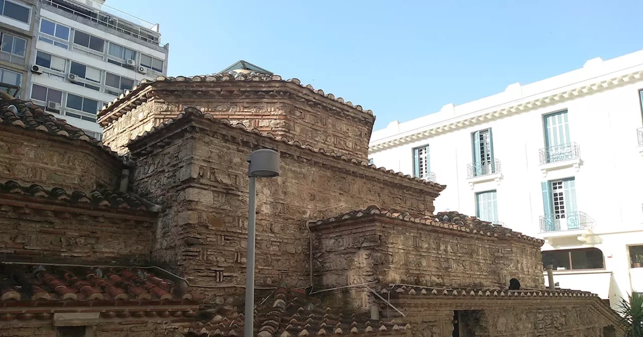 500-Year-Old Ottoman Bathhouse Stands Near Thessaloniki Flower Market