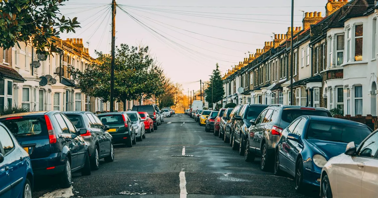 Neighbour Demands Mum Move Second-Hand Car Because It's 'Not In Keeping' with the Street