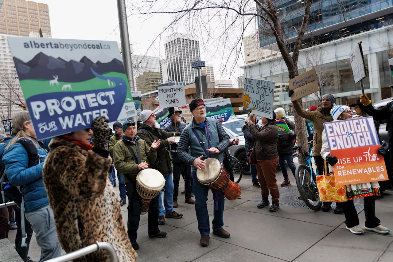 Alberta Government Ignores Public Feedback, Leans on Industry for New Coal Mining Policy