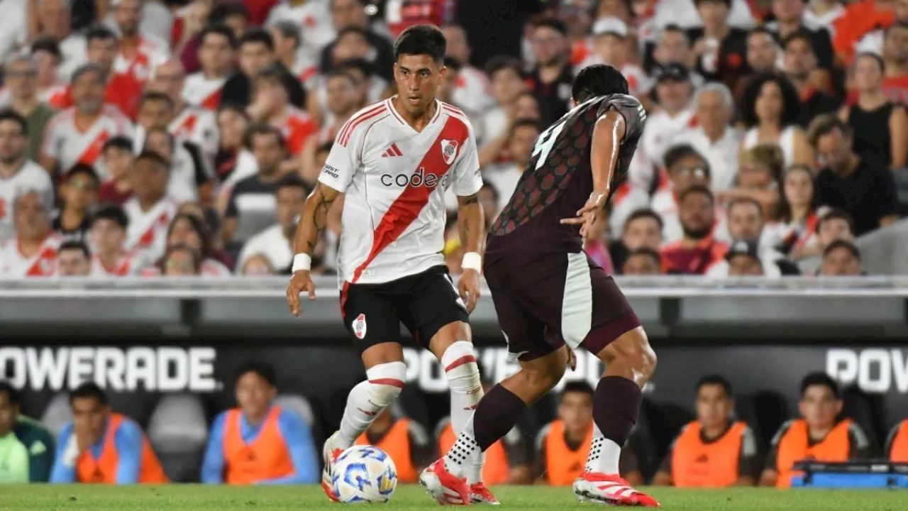 Abucheos durante el Himno Nacional Mexicano marcan el inicio del partido entre México y River Plate