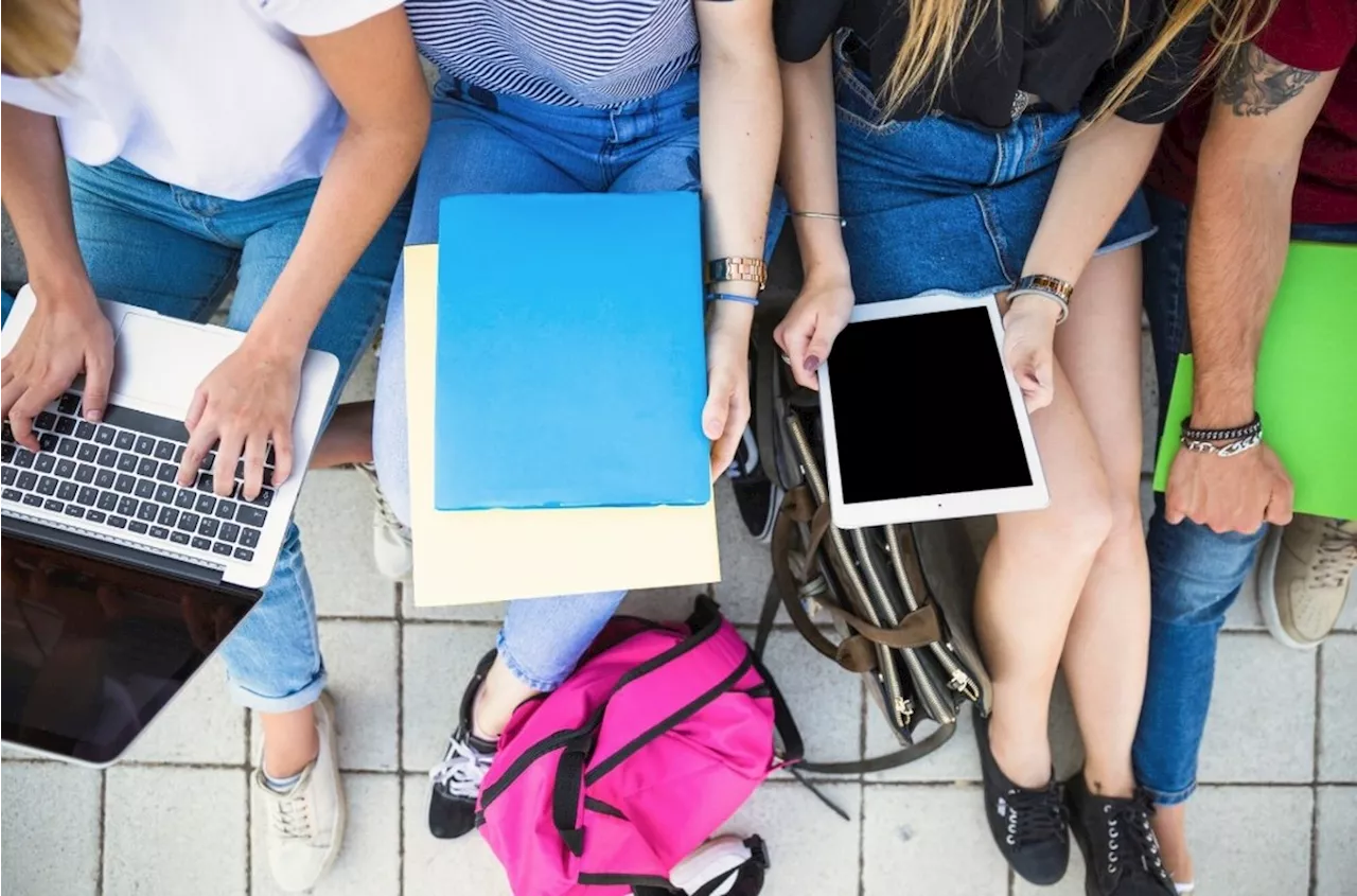 As Novas Fronteiras do Aprendizado: Tecnologia na Sala de Aula