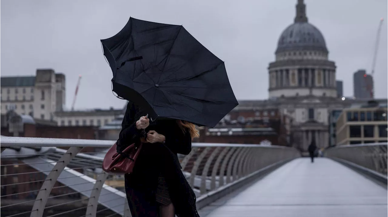 Storm Eowyn: Amber Weather Warnings Issued as Storm Batters UK and Ireland