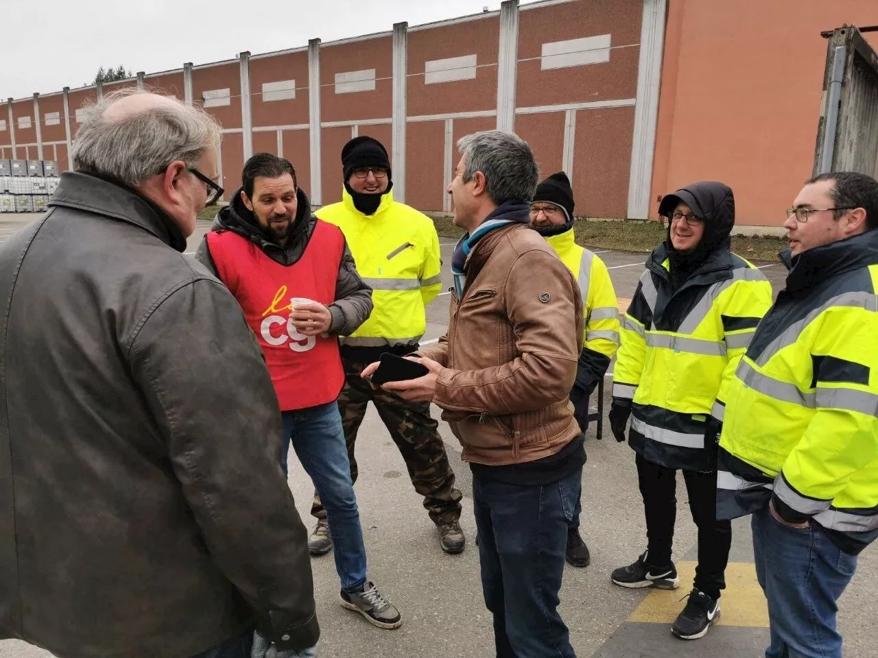 Grève terminée à Saint Frères Enduction : les ouvriers de Flixecourt ont obtenu les 50 centimes