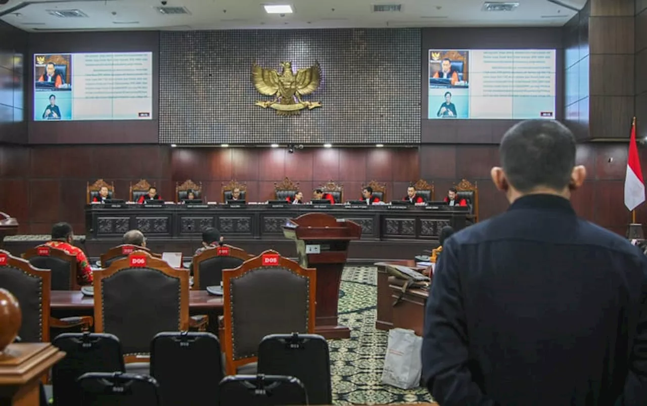 Diduga Melanggar Kode Etik Sidang Sengketa Pilkada, 9 Hakim MK Dilaporkan ke MKMK