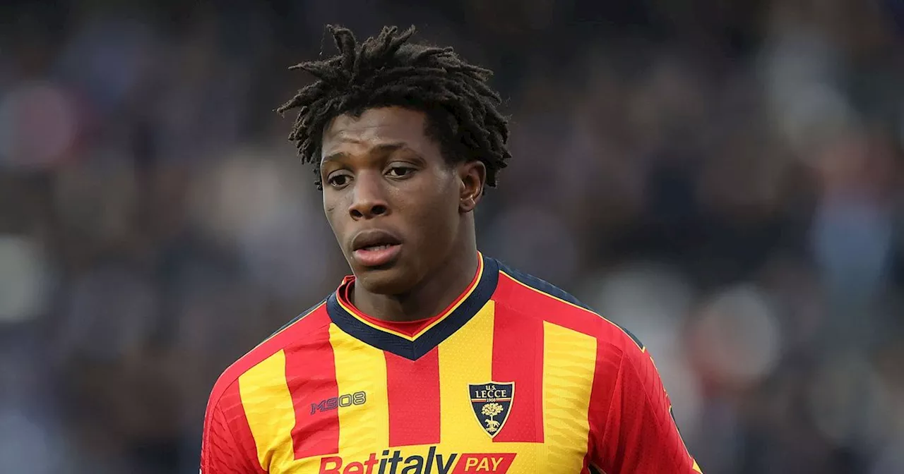 Manchester United Eye Patrick Dorgu but Lecce Unlikely to Sell