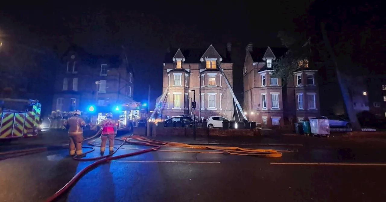 Seven people have been rescued from a flat fire in south London