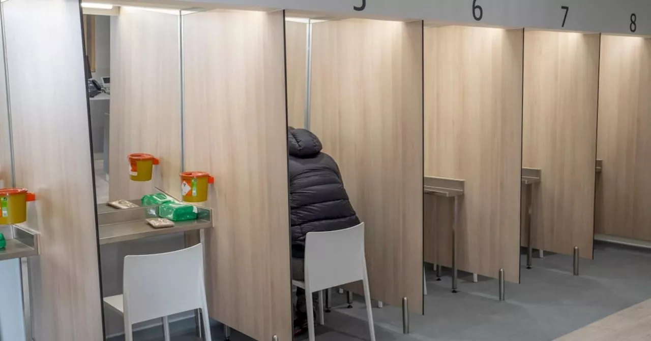 UK's First Safer Drug Consumption Room Opens in Scotland