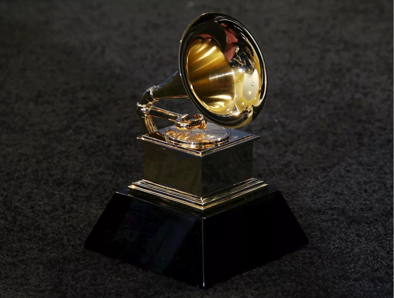 Grammy Awards 2025: Red Carpet, Streaming, and Support for Wildfire Relief