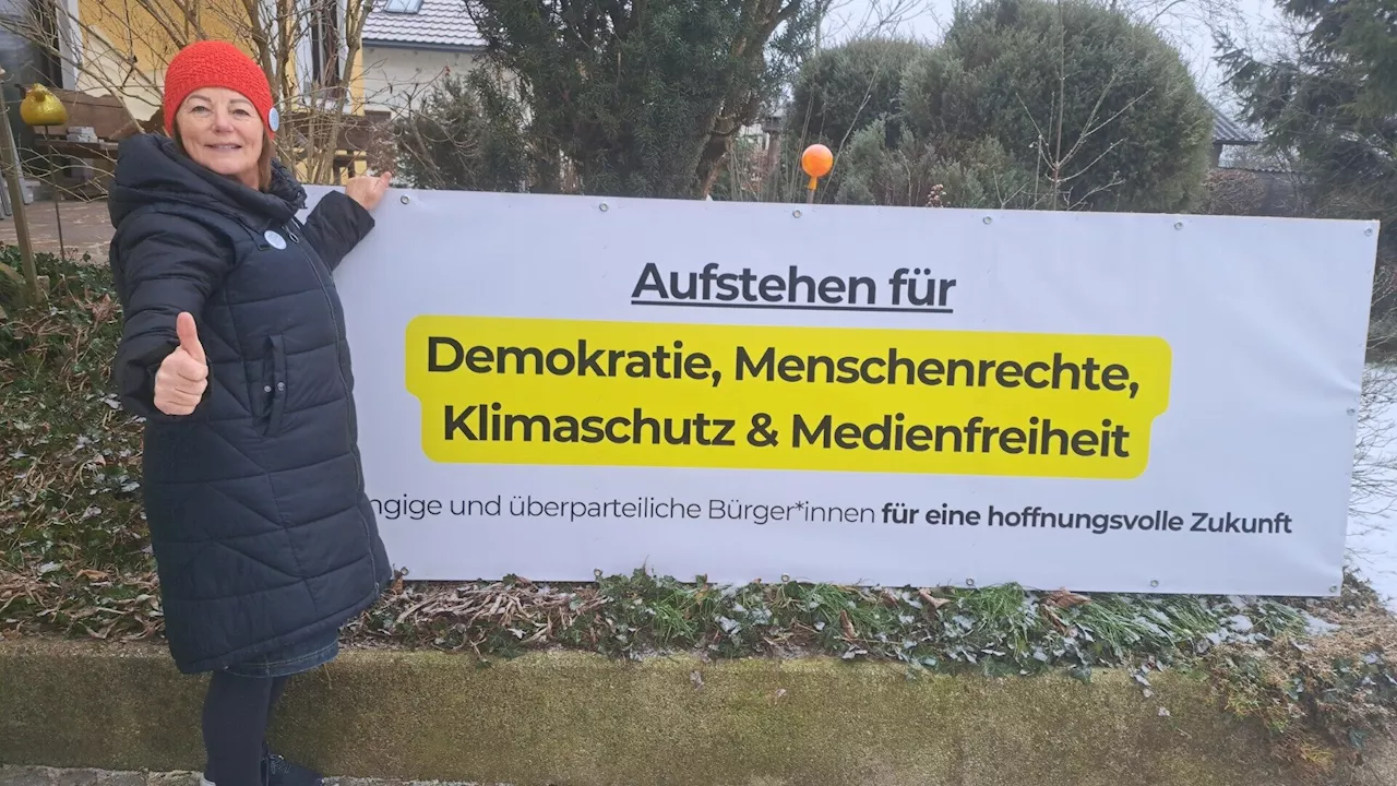 Kundgebung „Aufstehen für die Demokratie“ am Hauptplatz Amstetten