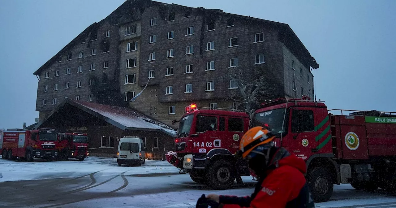 Brand in Skihotel in der Türkei: Suche nach Verantwortlichen nimmt Fahrt auf