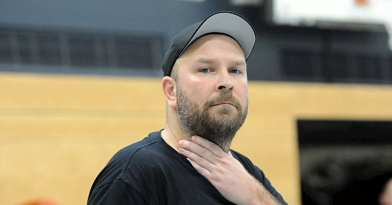 Tränenreiche Entscheidung: Verein im Kreis Gütersloh trennt sich von Trainer