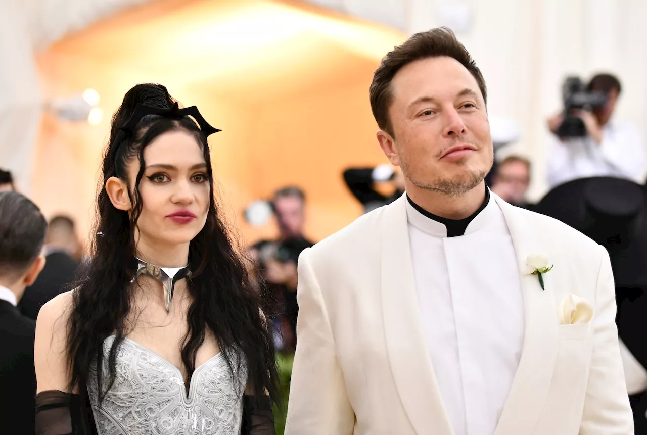 Grimes Responds to Elon Musk's Controversial Gesture