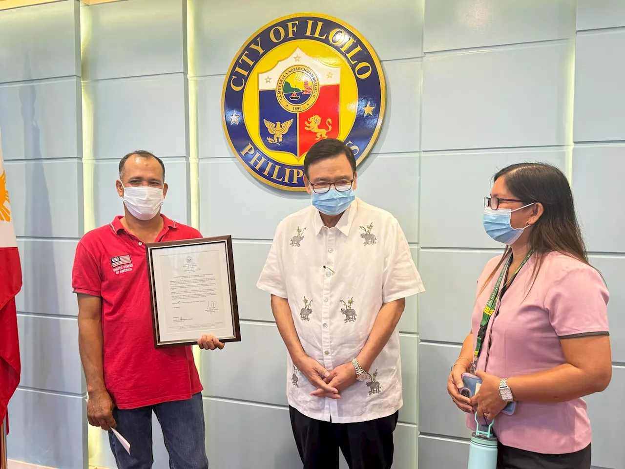 Iloilo Taxi Driver Returns P2.45 Million, Declared 'Adopted Son' of City