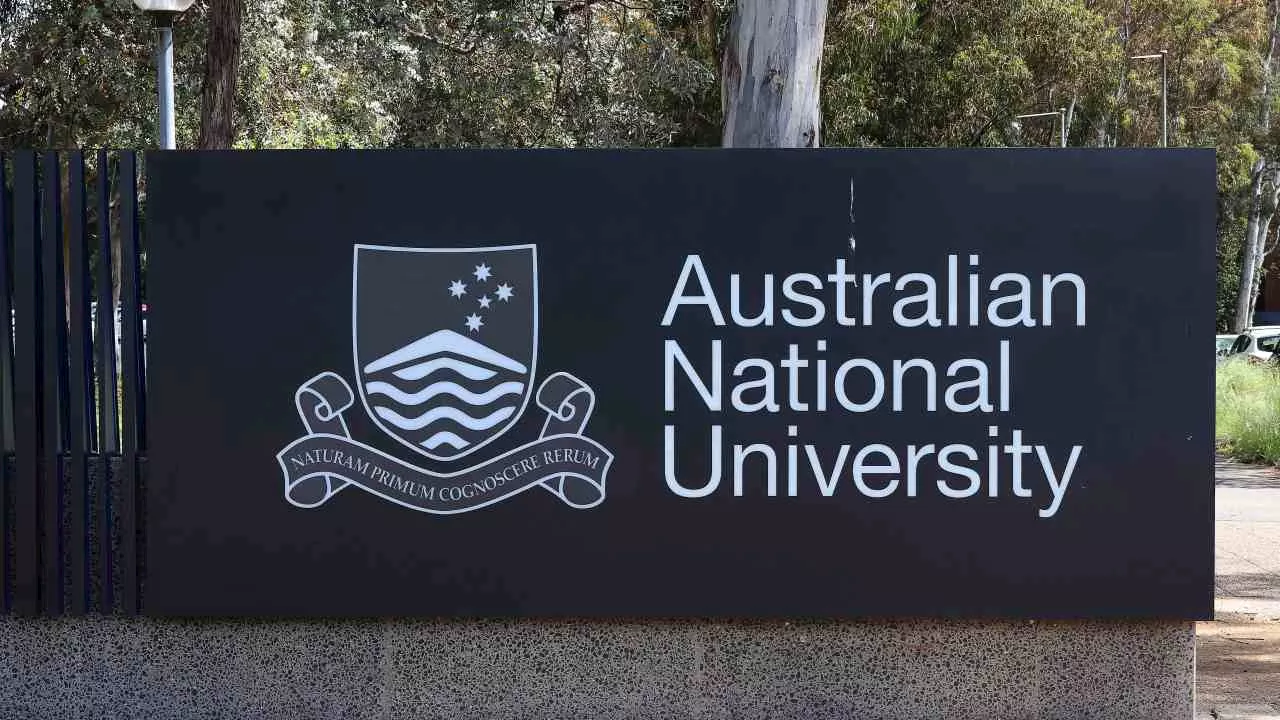 ANU Clears Students of Antisemitic Gestures