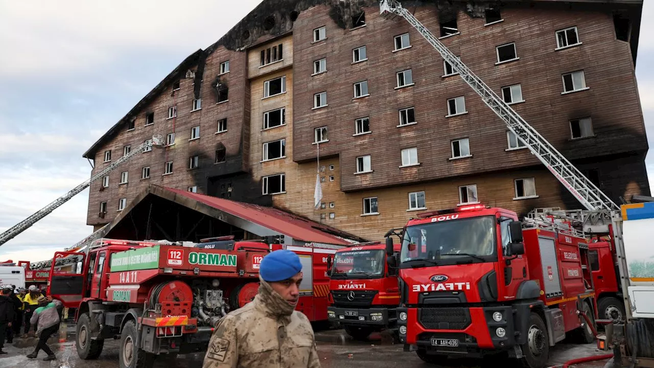 Verheerender Brand im türkischen Skigebiet: Mindestens 66 Tote