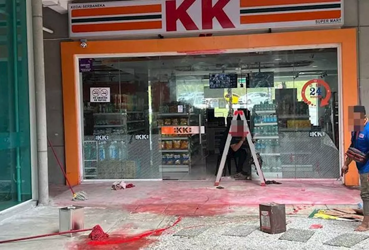 UM Reports Paint Splashing Incident at KK Mart Outlet