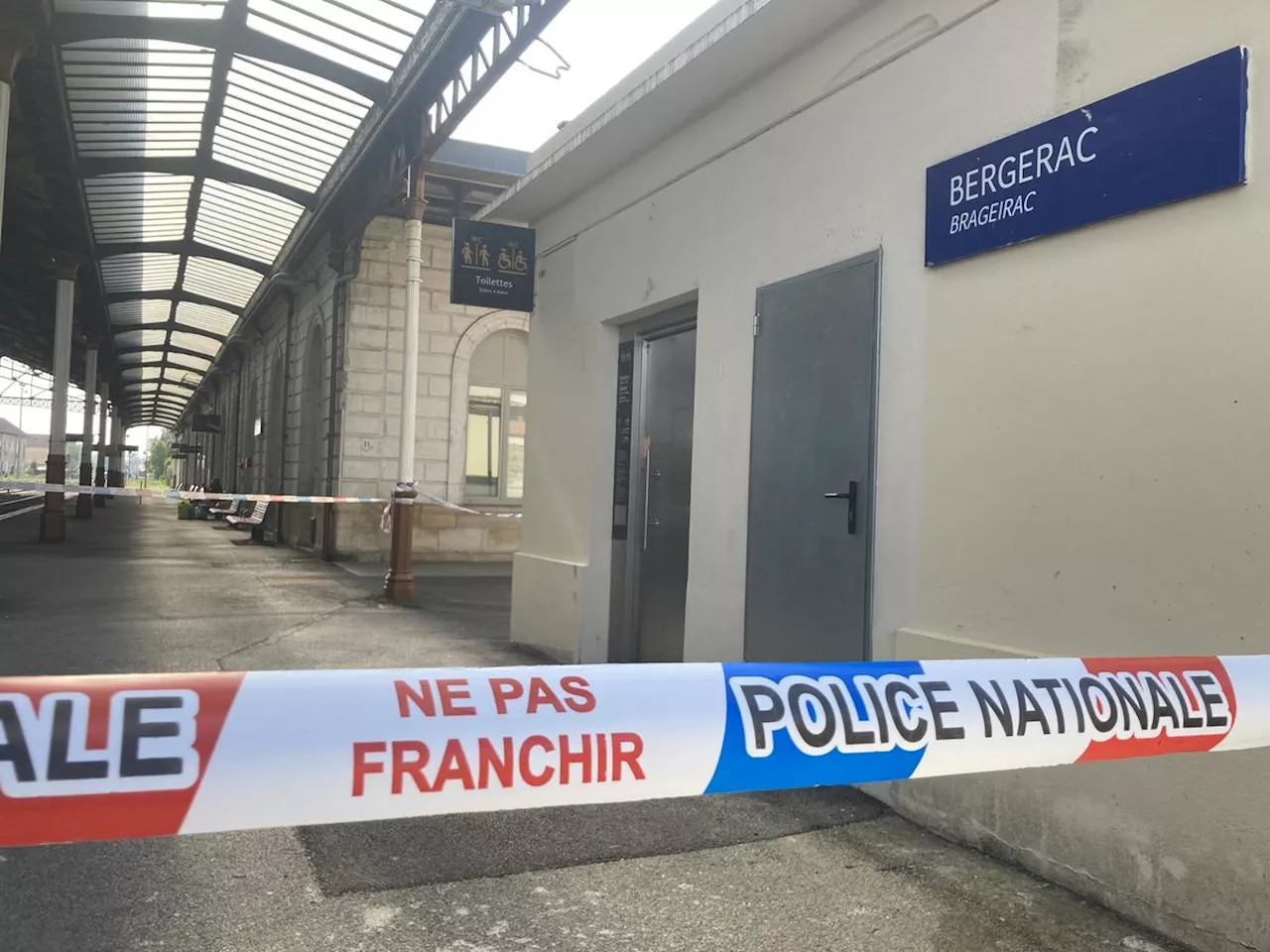 Jugée pour le meurtre de son bébé dans les toilettes de la gare de Bergerac